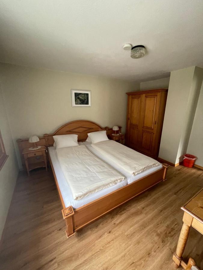Hotel Restaurant Gommerhof Reckingen Екстериор снимка