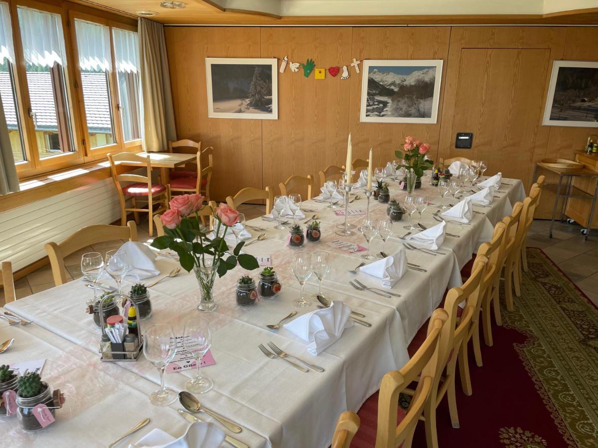 Hotel Restaurant Gommerhof Reckingen Екстериор снимка