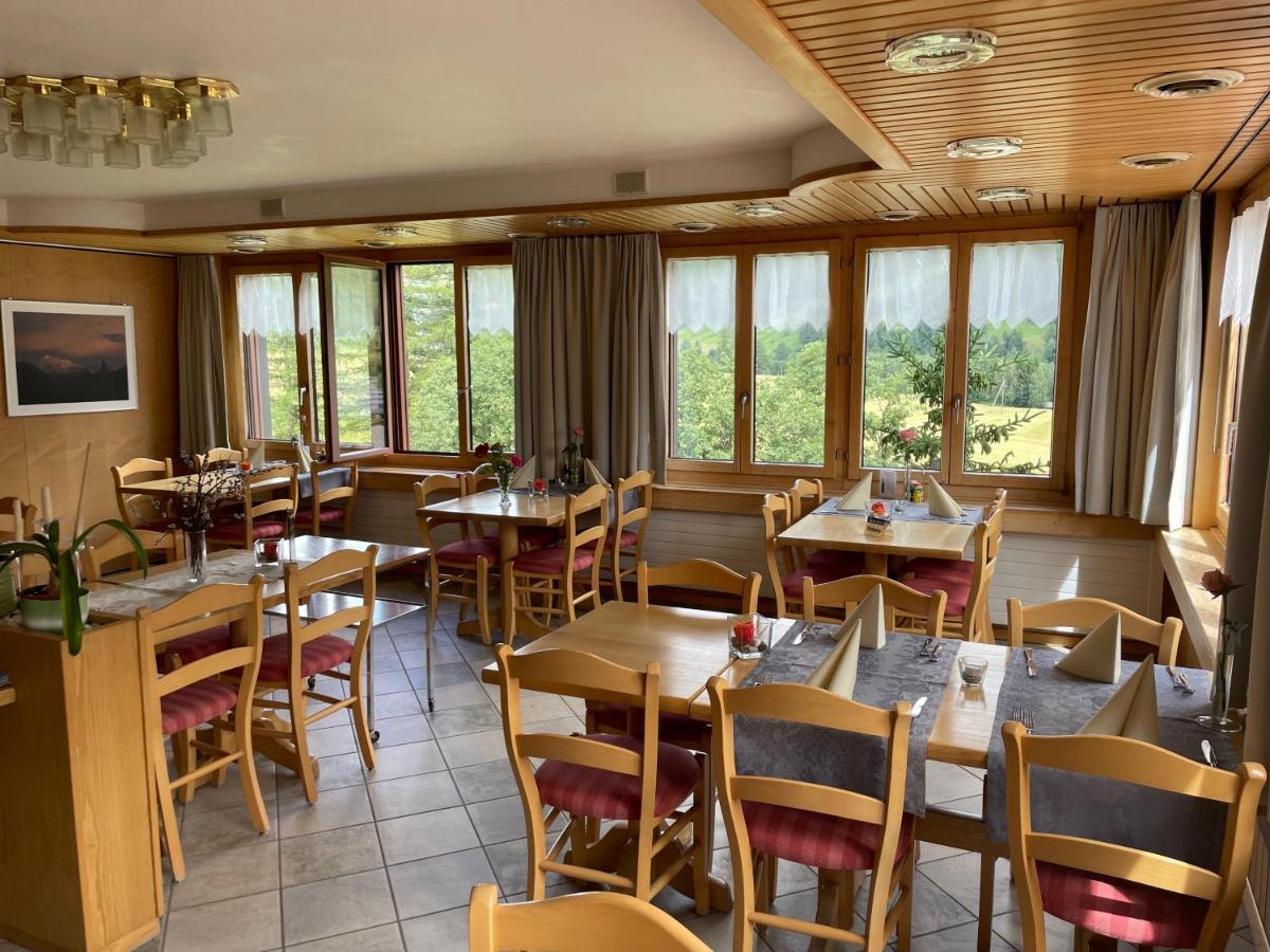 Hotel Restaurant Gommerhof Reckingen Екстериор снимка