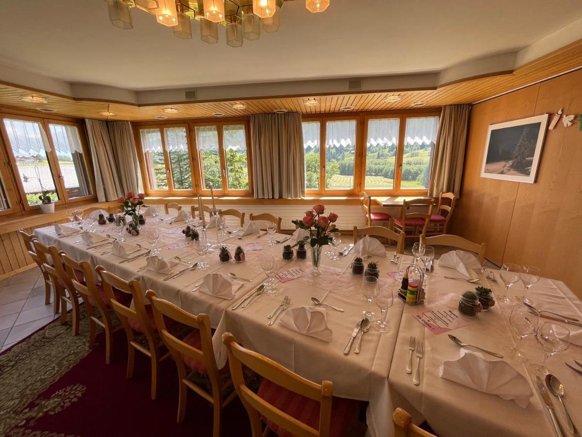 Hotel Restaurant Gommerhof Reckingen Екстериор снимка